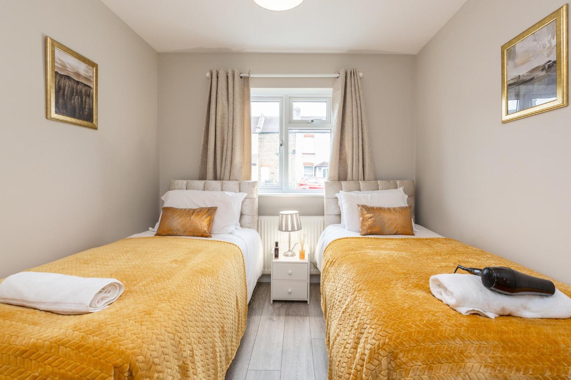 Dartford, Kent - Modern 2Bd 2Bath En-Suite Bungalow M25 Bluewater Экстерьер фото