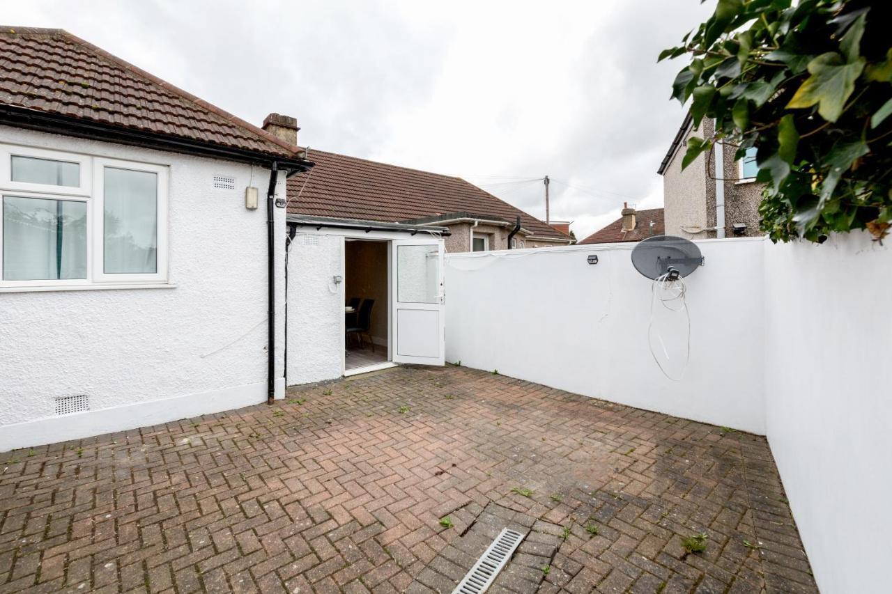 Dartford, Kent - Modern 2Bd 2Bath En-Suite Bungalow M25 Bluewater Экстерьер фото