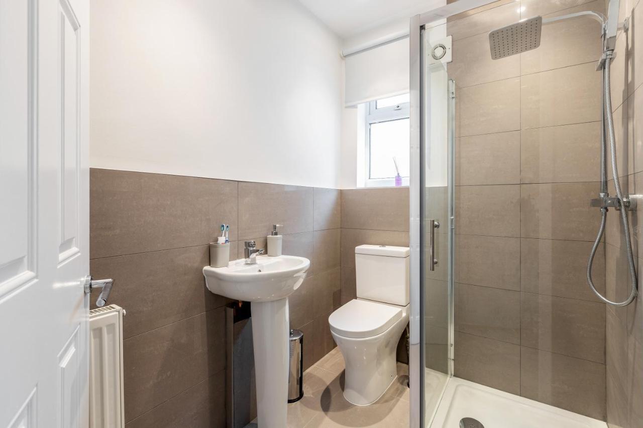 Dartford, Kent - Modern 2Bd 2Bath En-Suite Bungalow M25 Bluewater Экстерьер фото